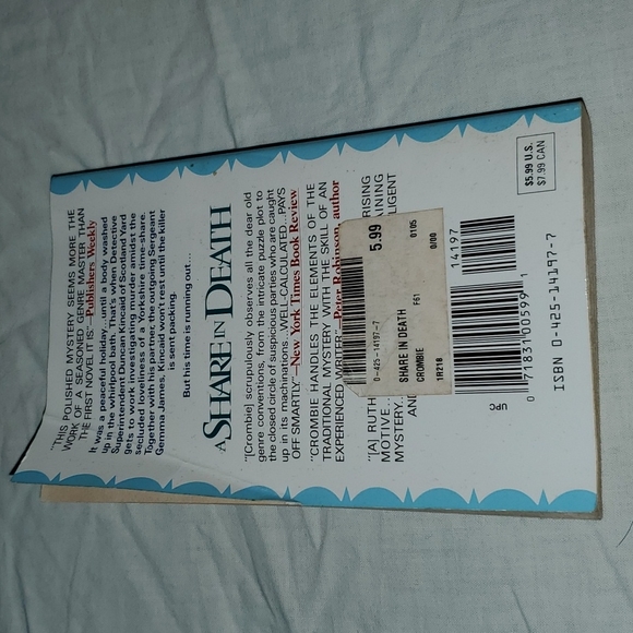 FREE w/bundle or 3/$5 📚 "A Share in Death"  Murder mystery by Deborah Crombie - Picture 2 of 4